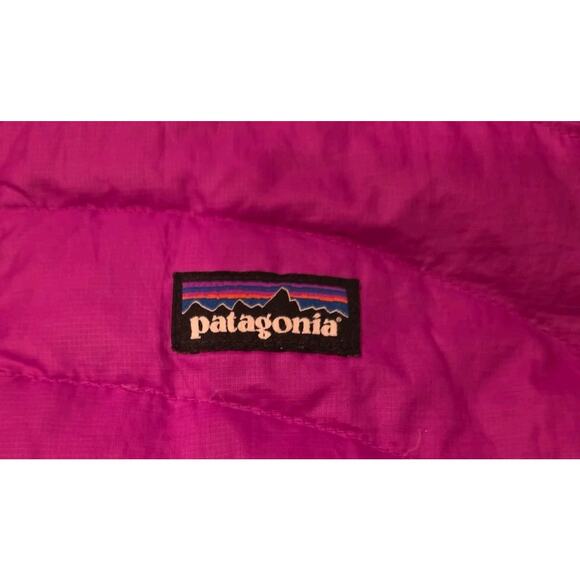 Patagonia Women’s Small Magenta Puffer Jacket Goose Down Insulated Warm Outdoor - Picture 2 of 10